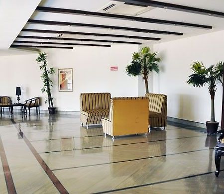 Hotel Ark Continental Rudrapur Exterior foto